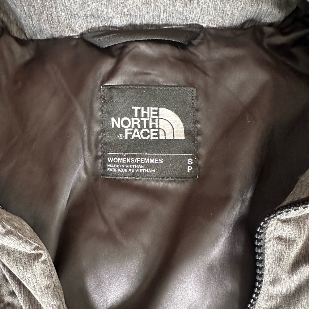 The North Face - Women’s Goose Down Parka - Size Small - Picture 4 of 10